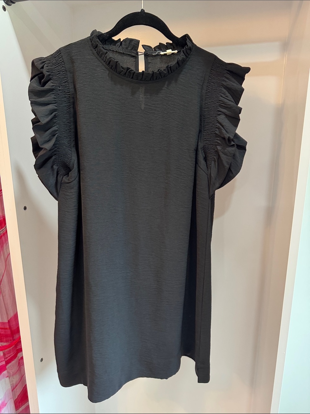 JODIFL Black Ruffle Sleeve Tunic Top